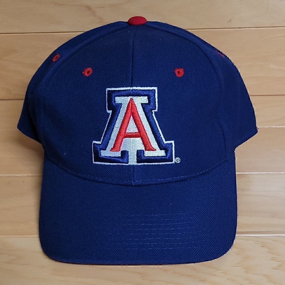 Vintage Arizona Wildcats 7 1/4 Fitted Hat Cap Blue Red White Zephyr